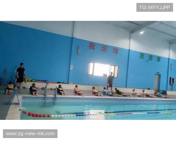 游泳馆开展青少年课程的教学质量监测与家长反馈平台，青少年游泳能培训所存在的问题
